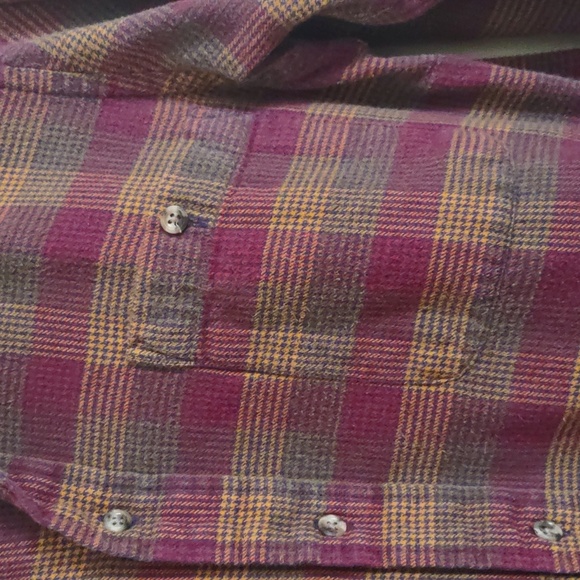 SLIGHTLY USED CAMBRIDGE CLASSICS LONG SLEEVE PLAID SIZE SMALL 100%COTTON - Picture 8 of 12